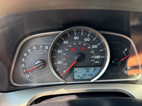Used 2015 Toyota RAV4 XLE image 24