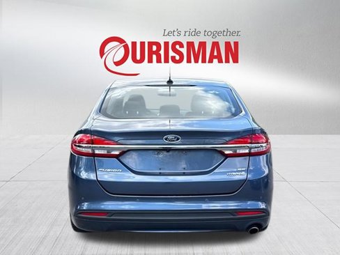 Used 2018 Ford Fusion SE w/ Equipment Group 602A image 3