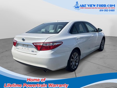 Used 2017 Toyota Camry XLE image 3