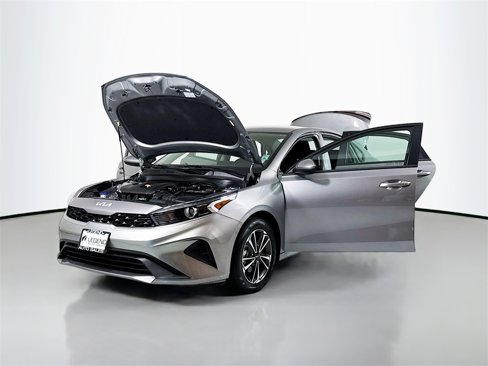 Used 2024 Kia Forte LXS image 15