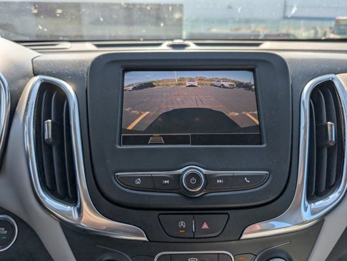 Used 2024 Chevrolet Equinox LS image 16
