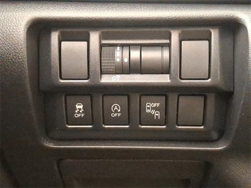 Used 2021 Subaru Crosstrek 2.0i Premium w/ Moonroof Package image 24
