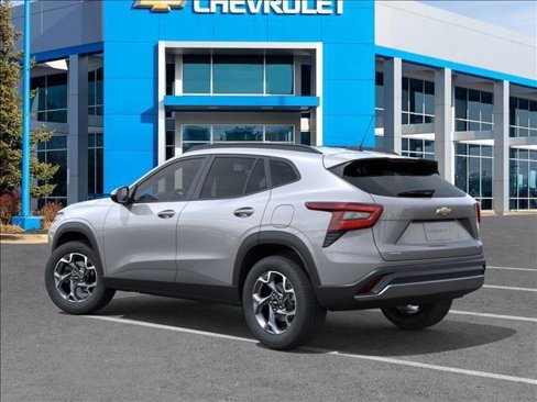 New 2025 Chevrolet Trax LT image 3