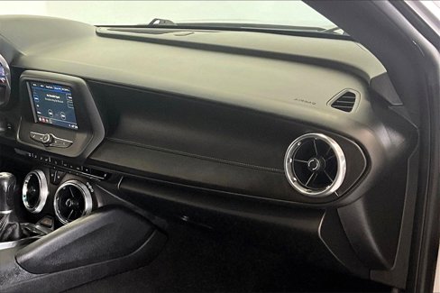 Used 2019 Chevrolet Camaro LT image 16