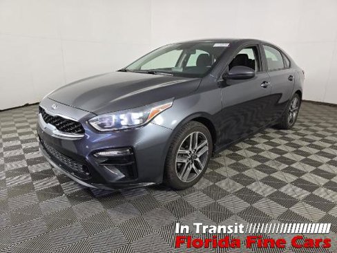 Used 2019 Kia Forte S image 2