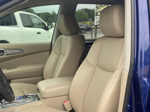 Used 2017 Nissan Pathfinder SL w/ SL Tech Package image 11