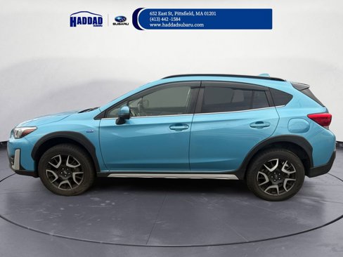 Used 2022 Subaru Crosstrek Hybrid image 3