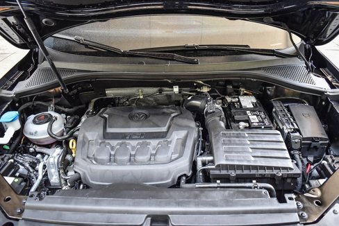 Used 2024 Volkswagen Tiguan Wolfsburg Edition image 26