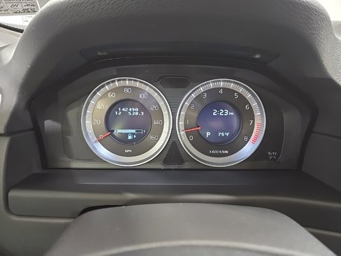 Used 2013 Volvo XC70 3.2 image 15
