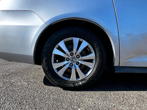 Used 2015 Honda Odyssey EX-L image 27