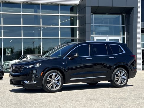 Used 2021 Cadillac XT6 Premium Luxury w/ LPO, Floor Liner Package image 7