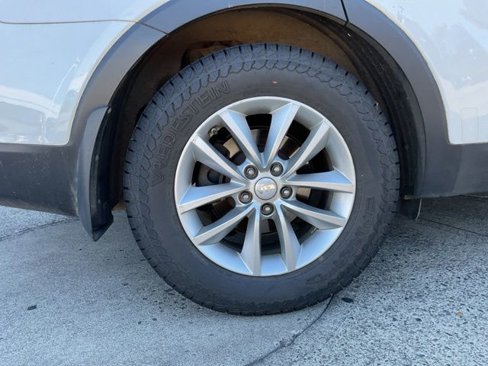 Used 2016 Kia Sorento LX w/ LX Convenience Package image 23