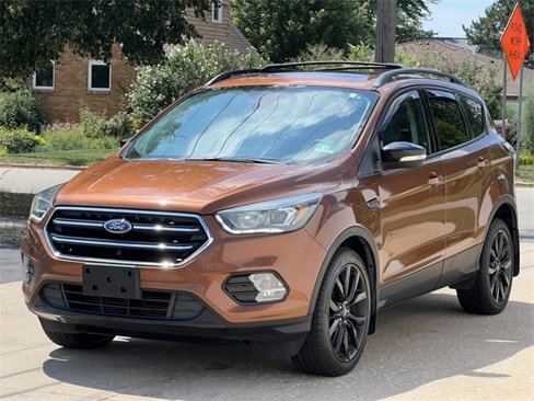 Used 2017 Ford Escape Titanium image 44