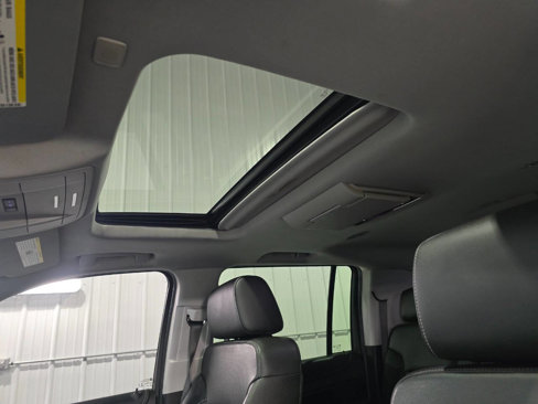 Used 2019 Chevrolet Suburban Premier image 15