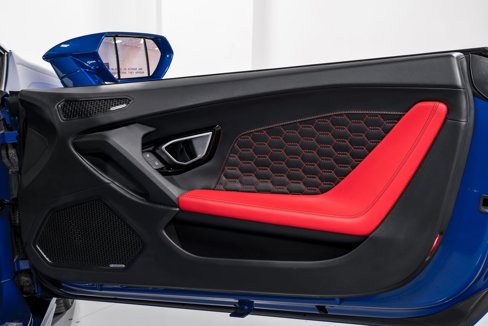 Used 2019 Lamborghini Huracan LP 610-4 image 36