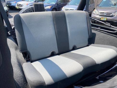 Used 2005 Jeep Wrangler Unlimited image 22