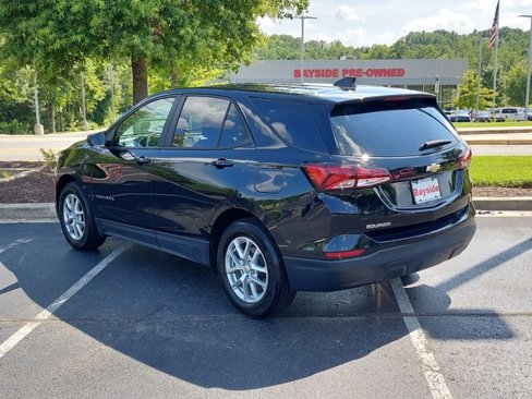 Used 2024 Chevrolet Equinox LS w/ LS Convenience Package image 15
