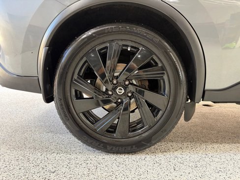 Used 2018 Nissan Murano SL w/ Midnight Edition Package image 16