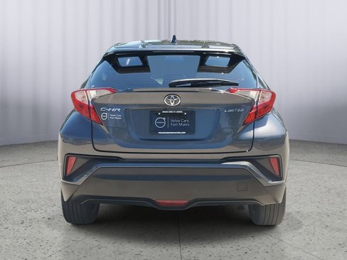 Used 2022 Toyota C-HR Limited image 4