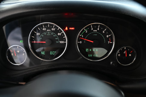 Used 2014 Jeep Wrangler Unlimited Sahara image 23
