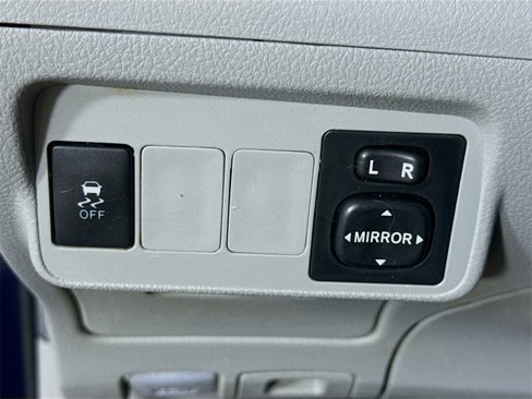 Used 2013 Toyota Corolla S image 16