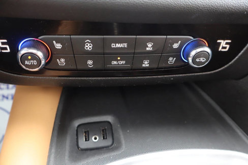 Used 2018 Buick Enclave Premium w/ Experience Buick Package image 20
