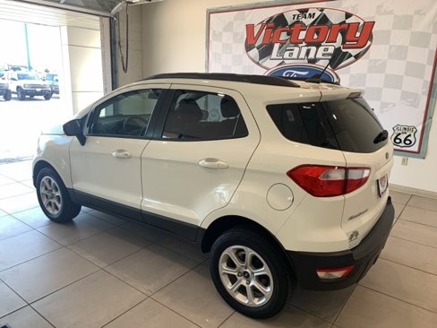 Used 2022 Ford EcoSport SE w/ SE Convenience Package image 2