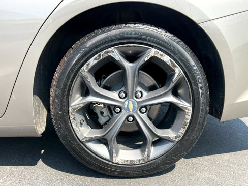 Used 2022 Chevrolet Malibu LT image 9
