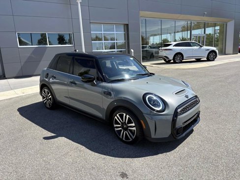 Certified 2023 MINI Cooper S image 1