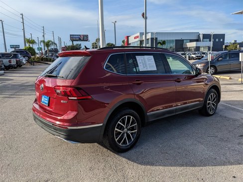 Used 2020 Volkswagen Tiguan SE w/ Panoramic Sunroof Package image 7