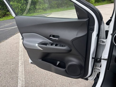 Used 2023 Nissan Kicks SR image 20