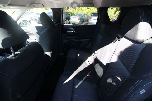 Used 2022 Mitsubishi Outlander ES image 19