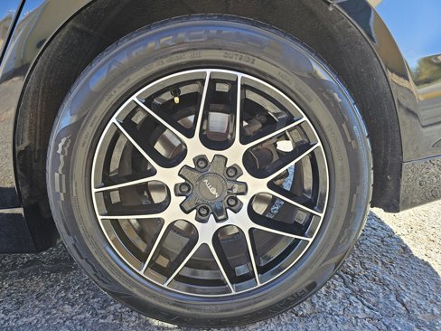 Used 2017 Ford Fusion SE image 23