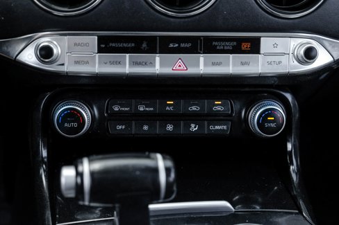 Used 2019 Kia Stinger Premium image 31