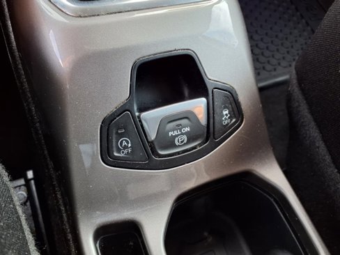 Certified 2022 Jeep Renegade Latitude image 18