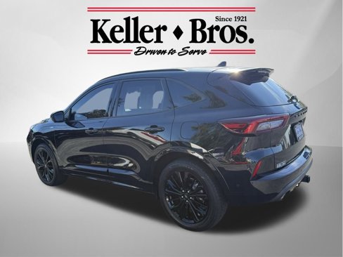 Used 2023 Ford Escape ST-Line Elite w/ Premium Technology Package image 5