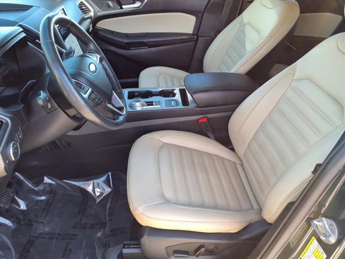 Used 2022 Ford Edge SEL w/ Convenience Package image 3