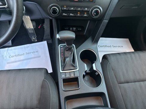Used 2019 Kia Sportage LX image 17
