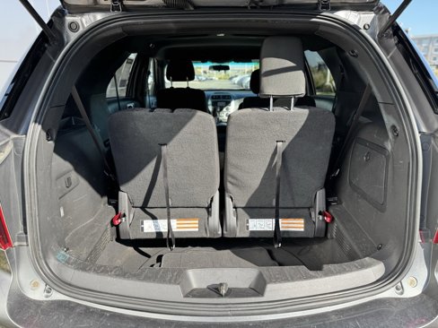 Used 2014 Ford Explorer XLT image 33