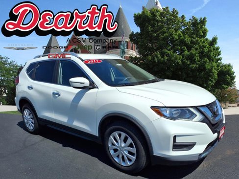 Used 2017 Nissan Rogue S w/ S Appearance Package image 1