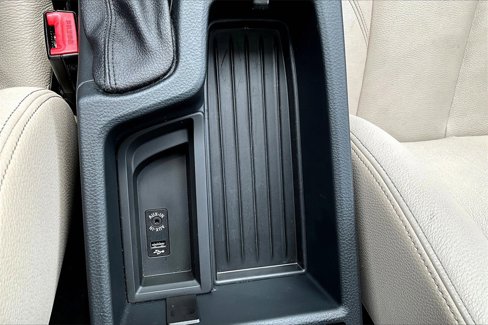 Used 2015 BMW 328i Sedan w/ Premium Package image 16