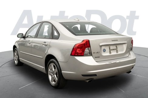 Used 2008 Volvo S40 T5 image 2