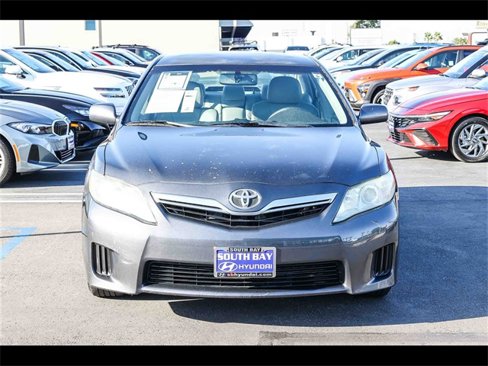 Used 2011 Toyota Camry Hybrid image 2
