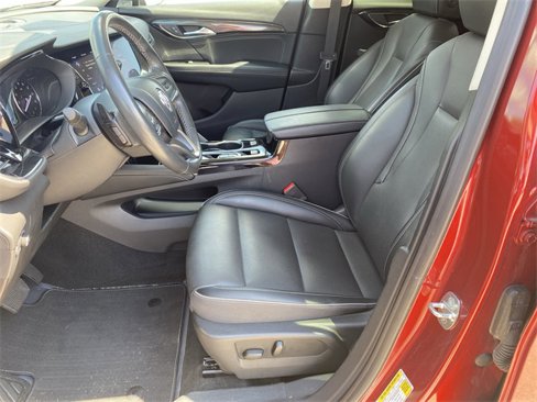 Used 2023 Buick Envision Essence image 10