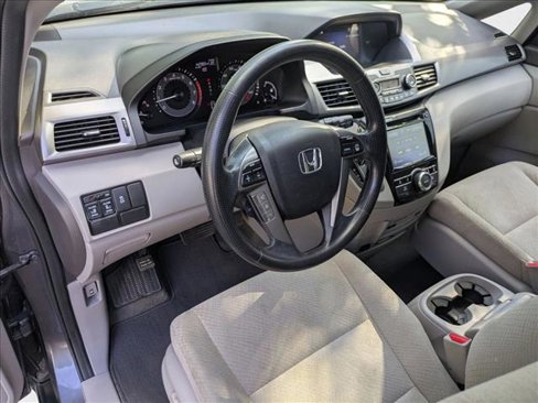 Used 2016 Honda Odyssey SE image 10