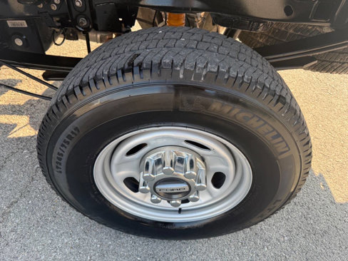 Used 2019 Ford F250 XL w/ XL Value Package image 11