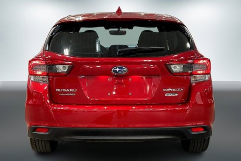 Used 2023 Subaru Impreza 2.0i Sport image 4