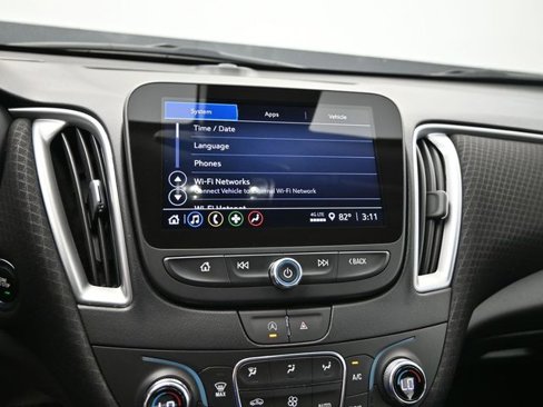 Used 2023 Chevrolet Malibu LT image 13