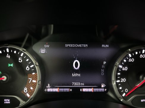 Used 2023 Jeep Renegade Trailhawk image 15