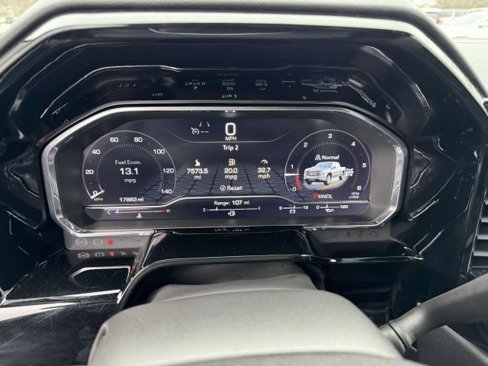 Used 2024 GMC Sierra 1500 SLE image 12